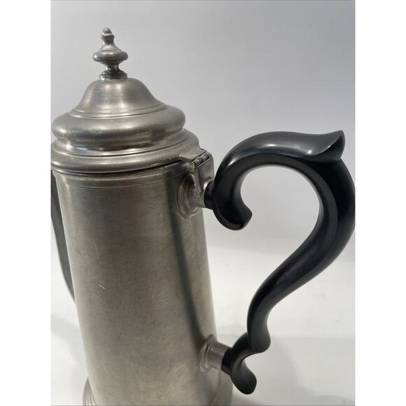 International Silver Company Pewter 9 Cup Coffee / Tea Pot With Black Handle - Picture 2 of 8